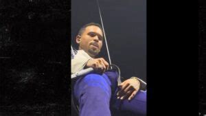 chris brown cock|Chris Browns Bulge Sends Fans Into a Frenzy After